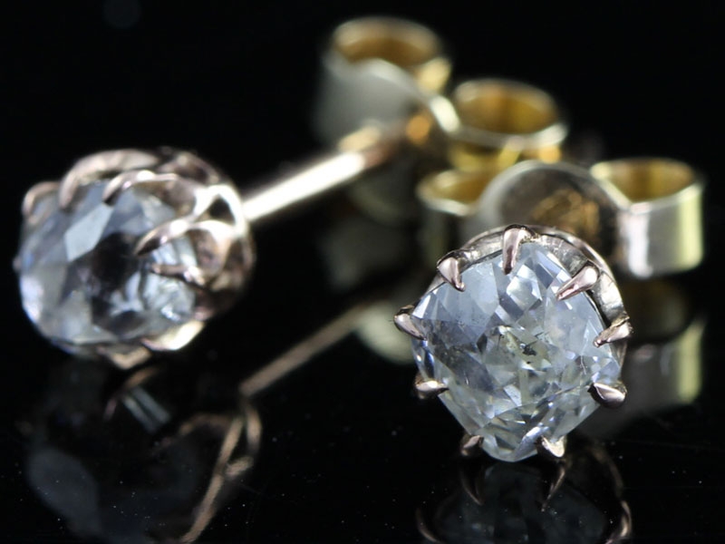 STRIKING GEORGIAN DIAMOND 18 CARAT GOLD STUD EARRINGS