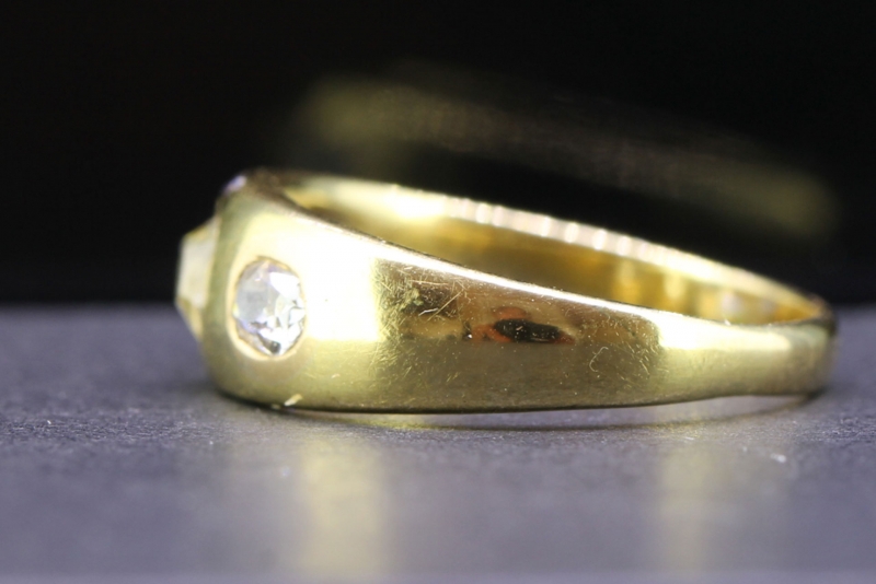 FABULOUS EDWARDIAN THREE STONE DIAMOND GYPSY 18 CARAT GOLD RING