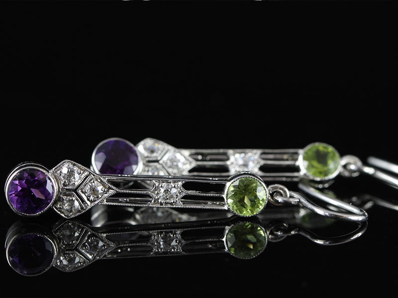 SOPHISTICATED ART DECO STYLE DIAMOND, PERIDOT, AMETHYST PLAINTUM AND 18 CARAT WHITE GOLD EARRINGS