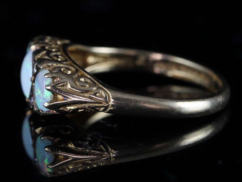 GORGEOUS INSPIRED VICTORIAN ANTIQUE OPAL AND DIAMOND 9 CARAT RING 