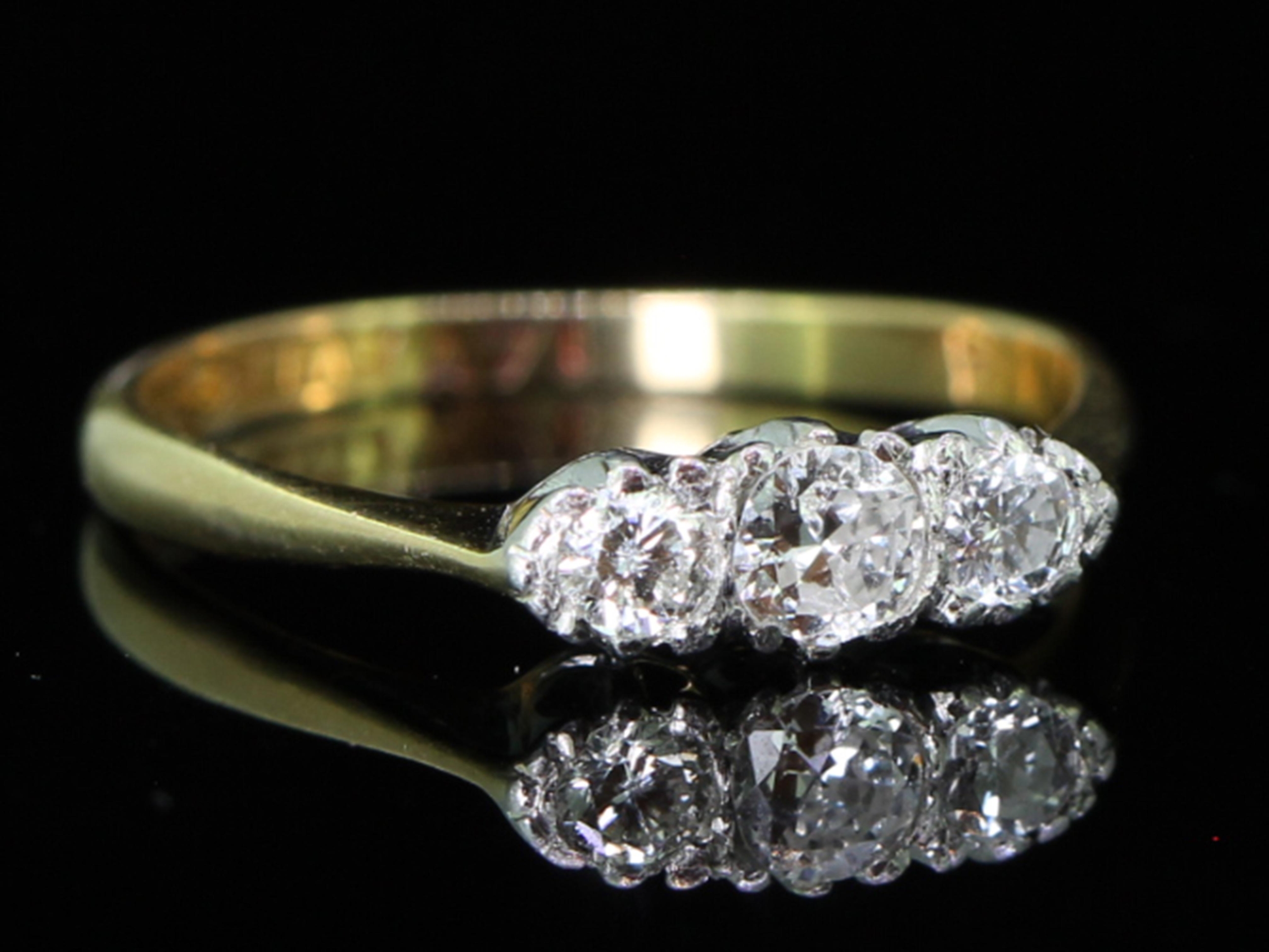 Pretty 1920s Diamond Trilogy Platinun and 18 carat Gold Ring