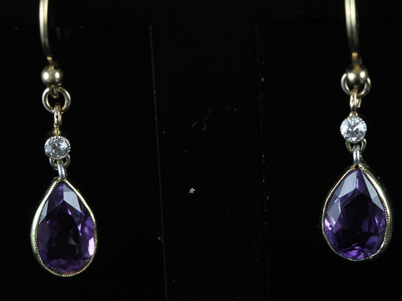 GEORGOUS EDWARDIAN 15 CARAT GOLD AMETHYST AND DIAMOND EARRINGS CIRCA 1900