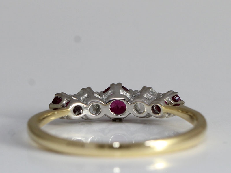 GORGEOUS BURMESE RUBY AND DIAMOND 18 CARAT GOLD AND PLATINUM RING