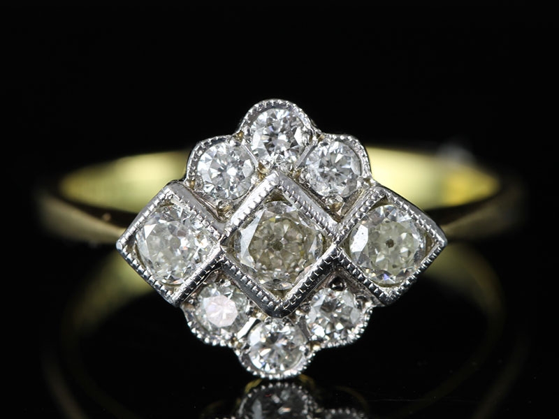 STUNNING ART DECO INSPIRED DIAMOND 18 CARAT GOLD RING