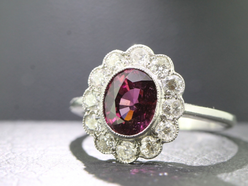 STUNNING ALMANDINE GARNET AND DIAMOND PLATINUM CLUSTER RING