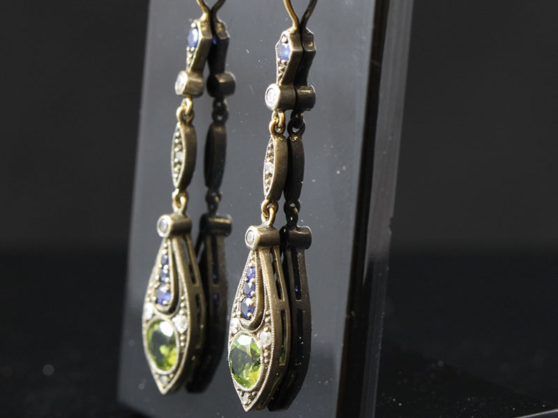 WONDERFUL PAIR OF ART DECO INSPIRED GOLD/SILVER EARRINGS