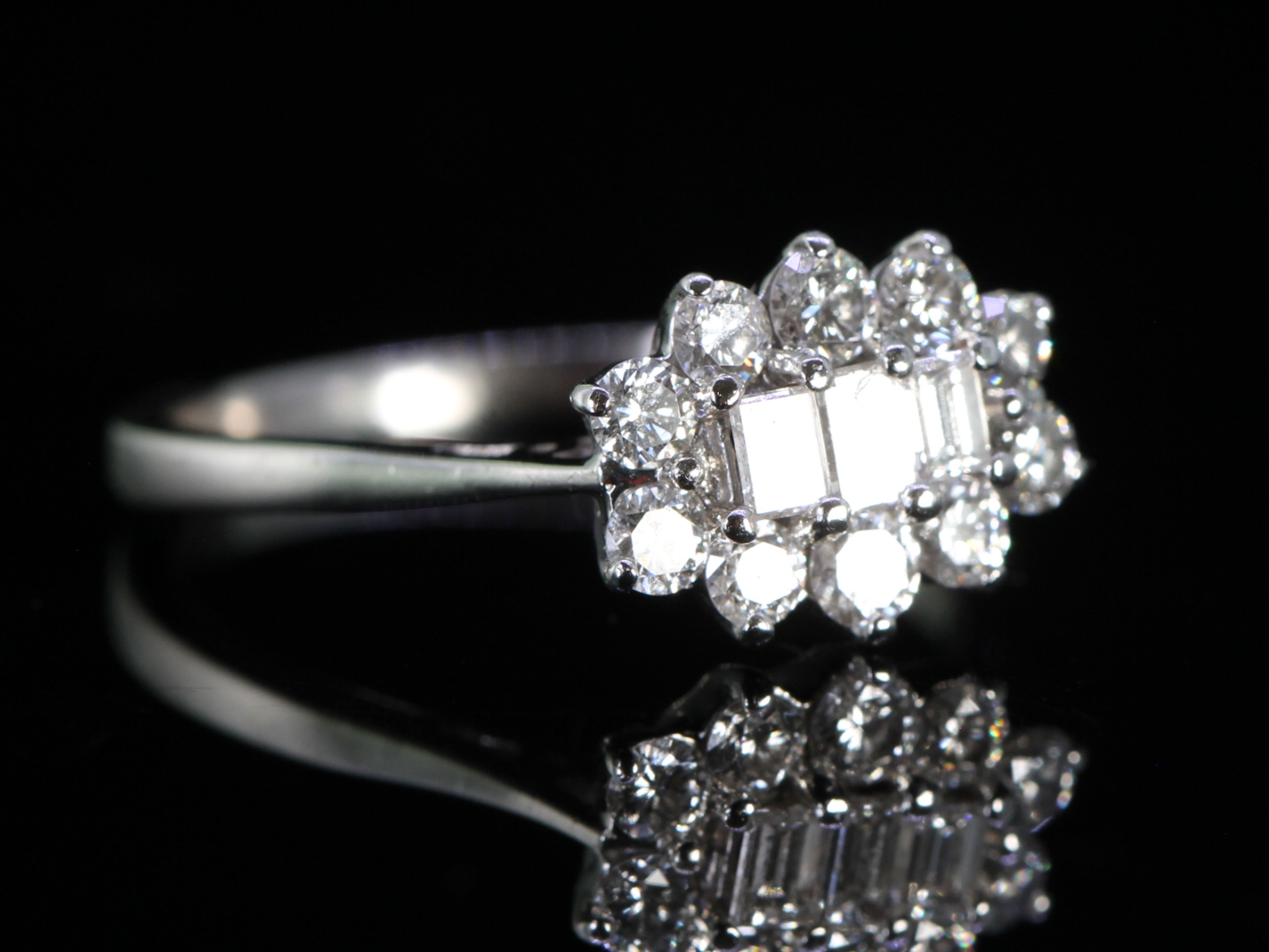 Vintage Mixed Cut Diamond Cluster 18ct Gold Ring