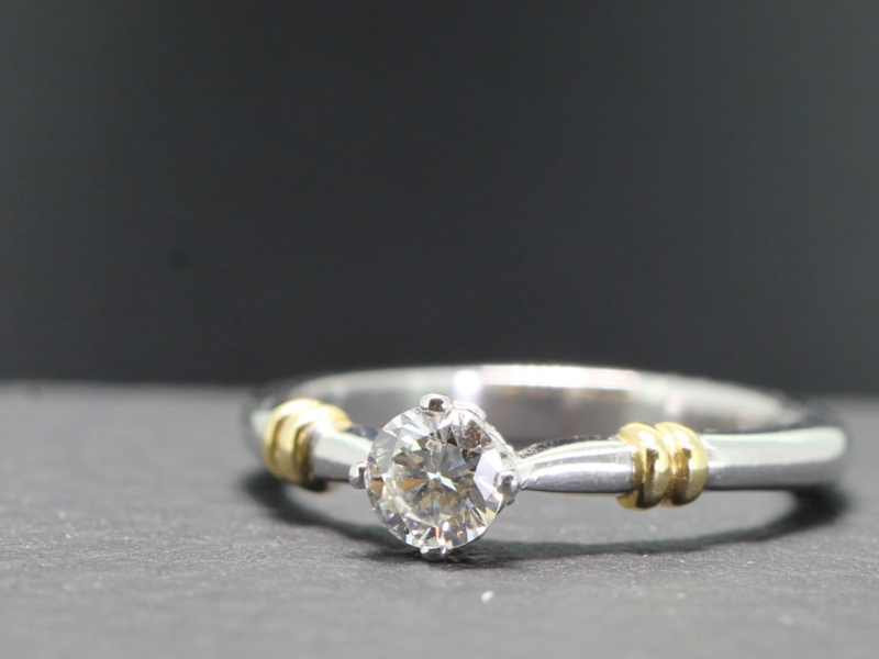  BEAUTIFUL DIAMOND PLATINUM SOLITAIRE RING