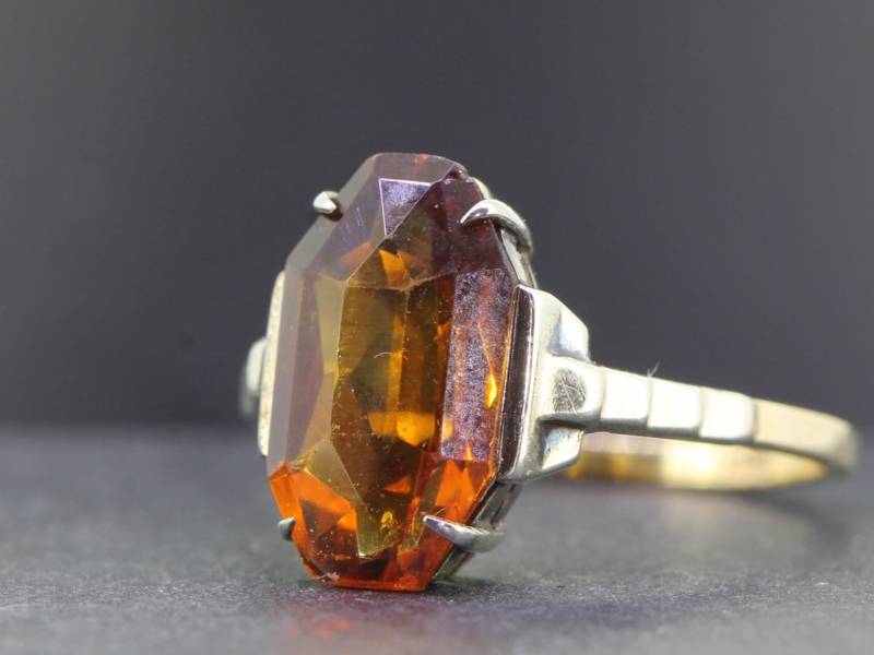 BEAUTIFUL 1920s CITRINE  9 CARAT GOLD RING