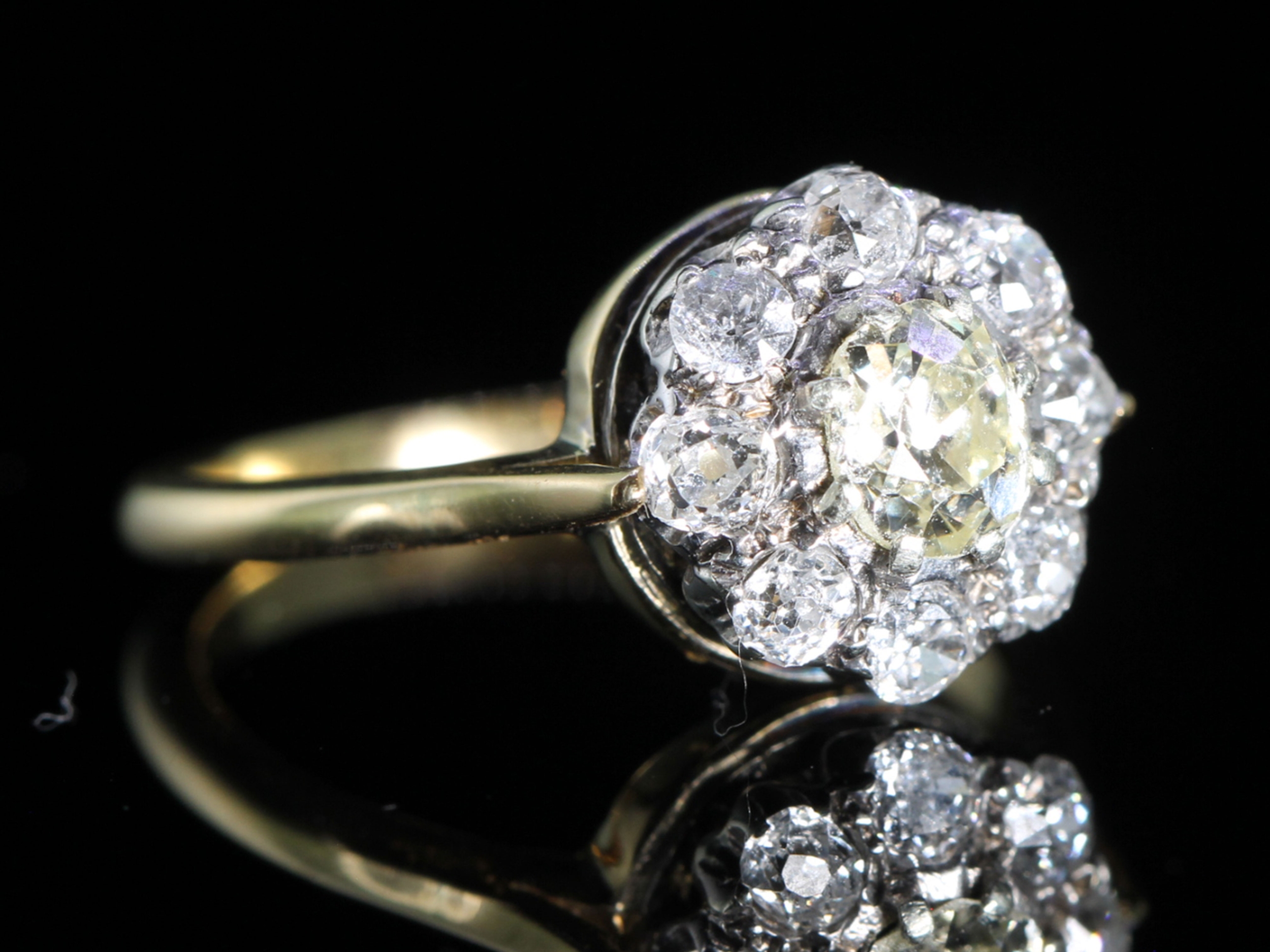 Edwardian Old Mined 2ct Diamond 18ct Gold Cluster Ring