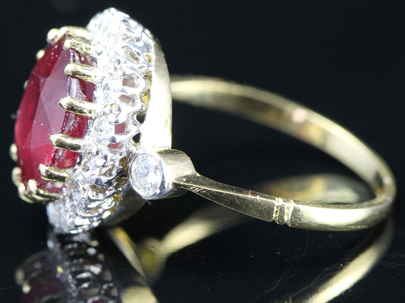 STUNNING 3 CARAT RUBY AND DIAMOND  18 CARAT GOLD COCKTAIL RING