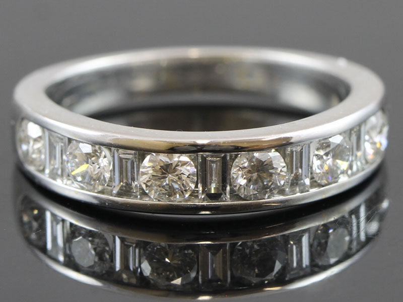  SPECTACULAR DIAMOND PLATINUM BAND