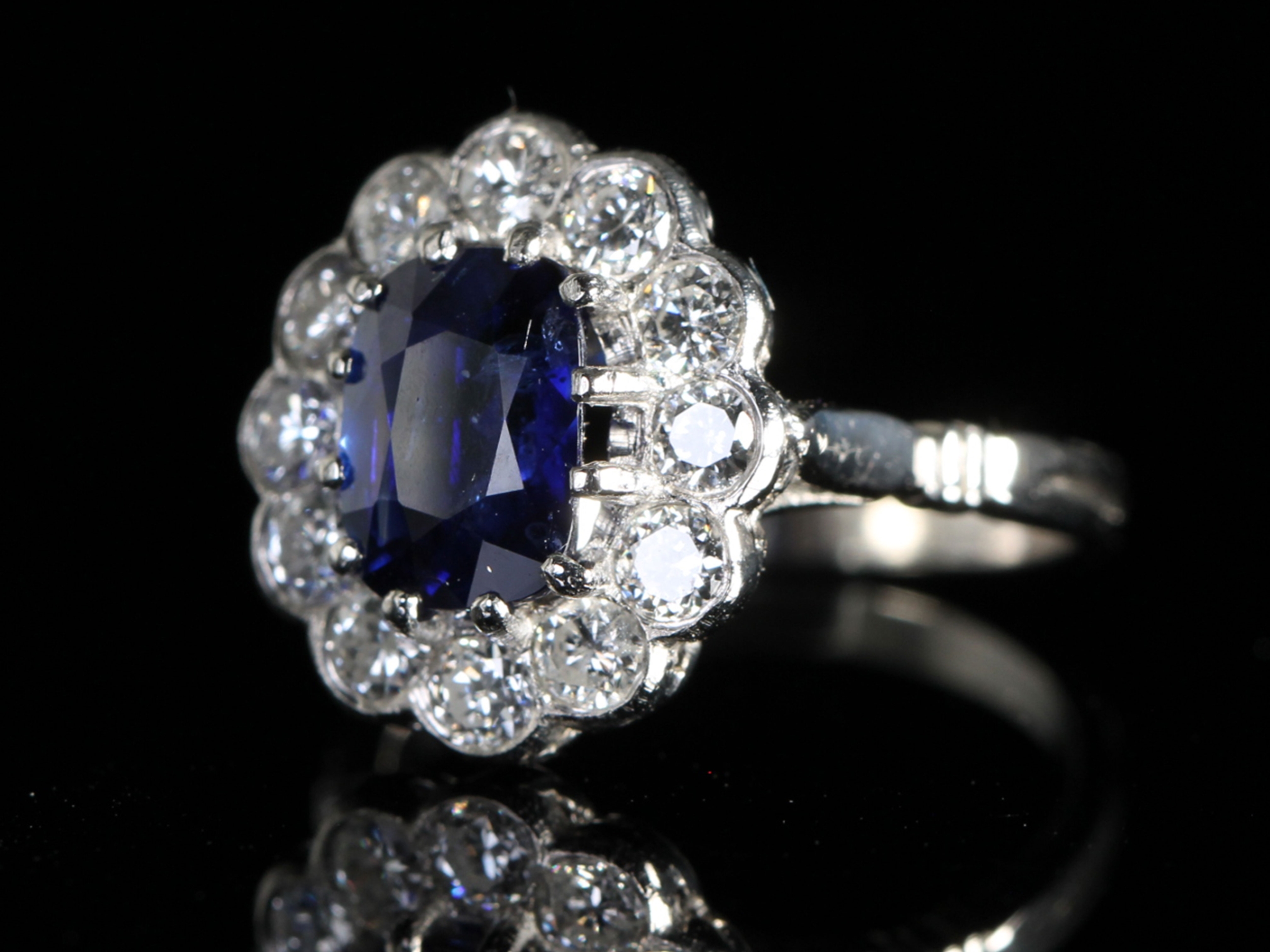 Art Deco Sapphire and Diamond Platinum Cluster Ring 