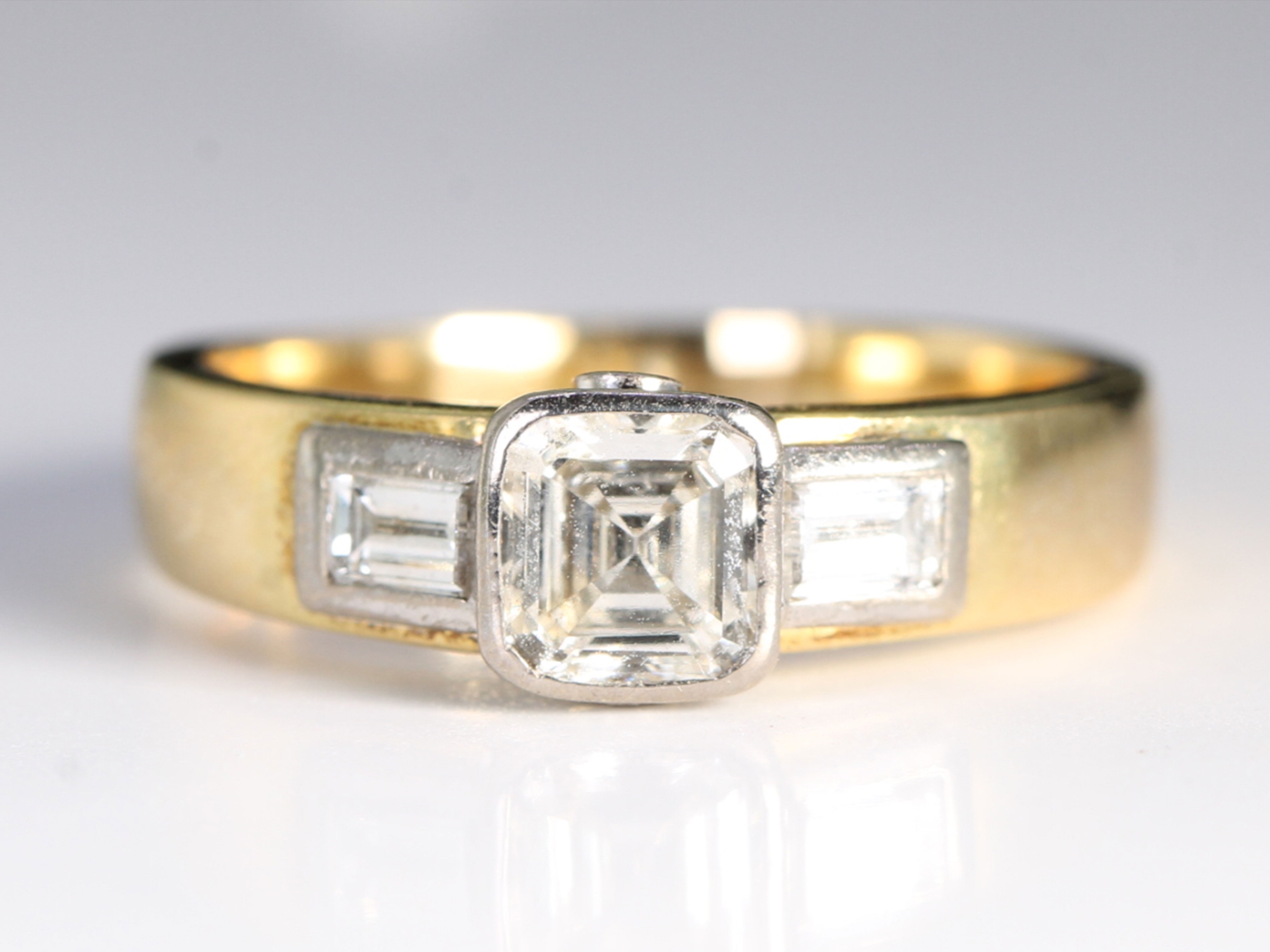  Vintage Princess and Baguette Diamond 18ct Gold Ring