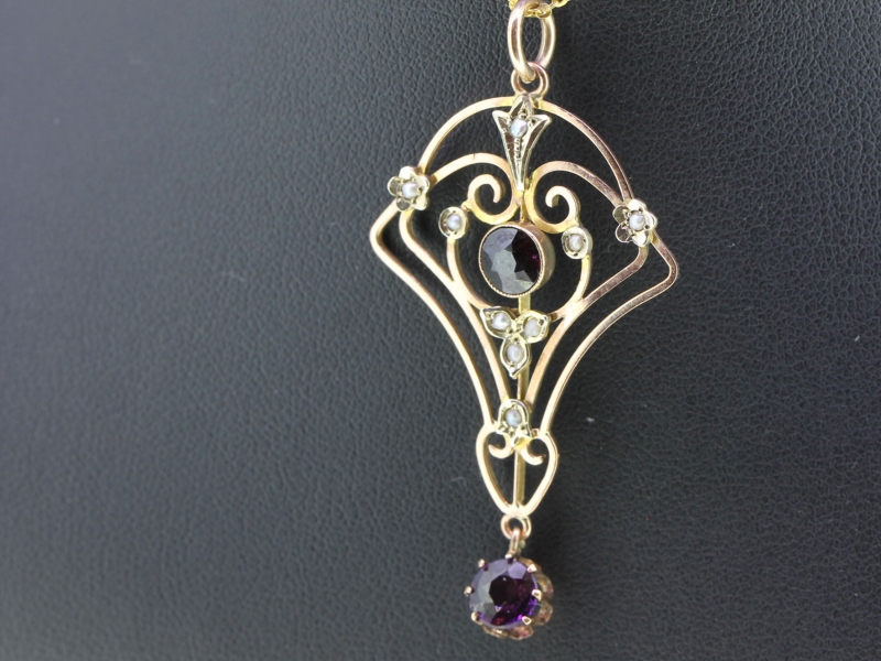 GORGEOUS AMETHYST, PEARL AND GARNET 9 CARAT GOLD PENDANT