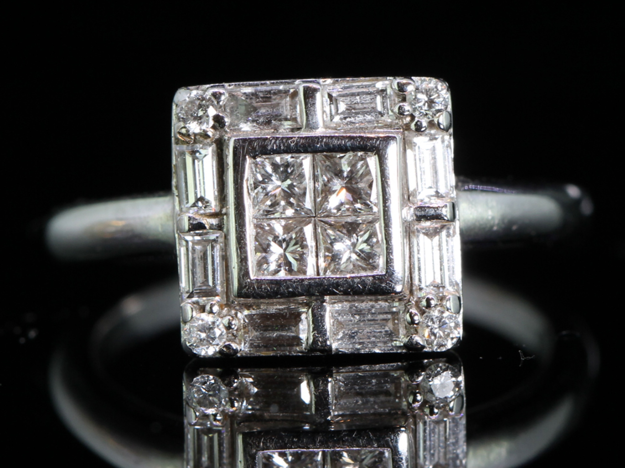 Stunning Square Set Diamond 18 Carat Gold Cluster Ring