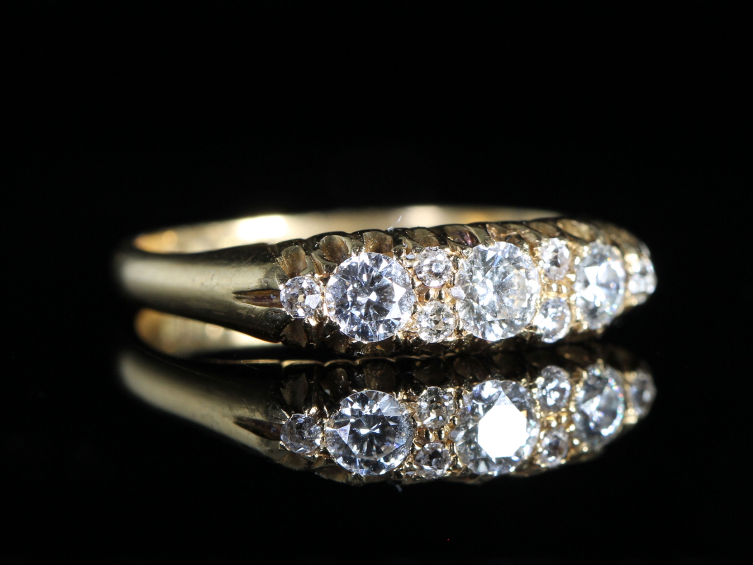  Edwardian Diamond 18ct Gold Gypsy Ring