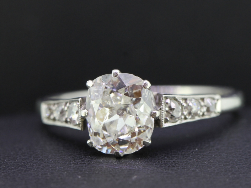  BREATHTAKING ART DECO DIAMOND PLATINUM ENGAGEMENT RING