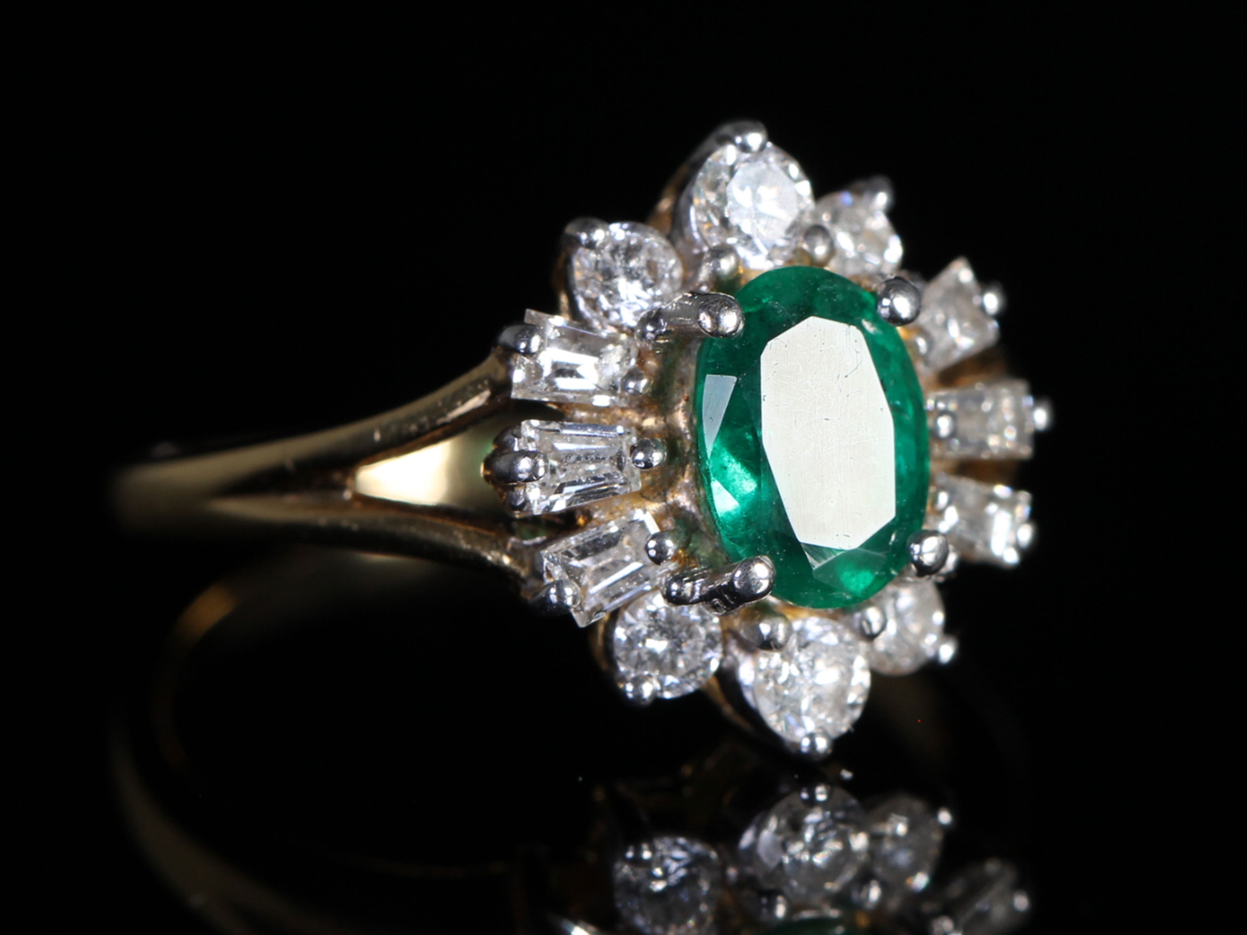 Vintage Emerald and Diamond 18ct Gold Cluster Ring