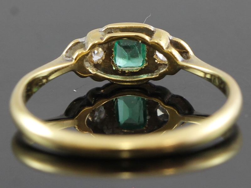 STYLISH EMERALD AND DIAMOND PLATINUM AND 18 CARAT GOLD RING 