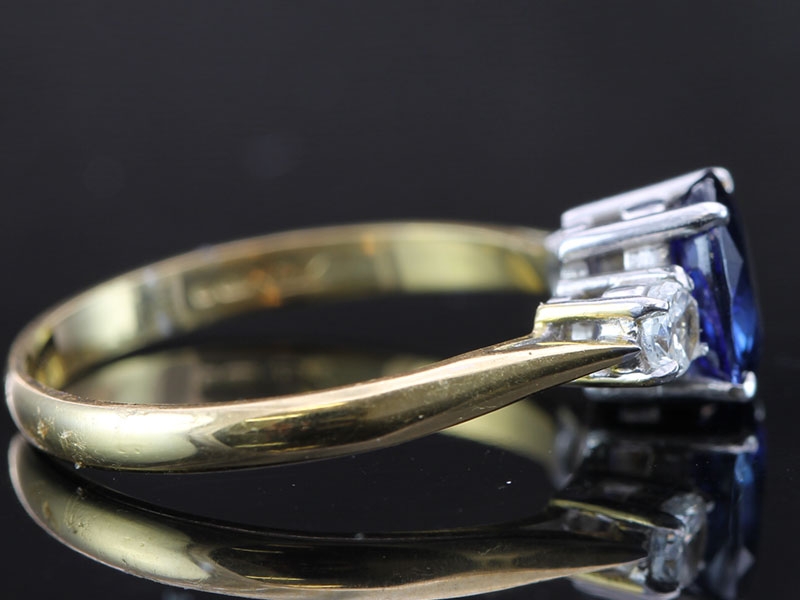 WONDERFUL SAPPHIRE AND DIAMOND TRILOGY 18 CARAT GOLD RING