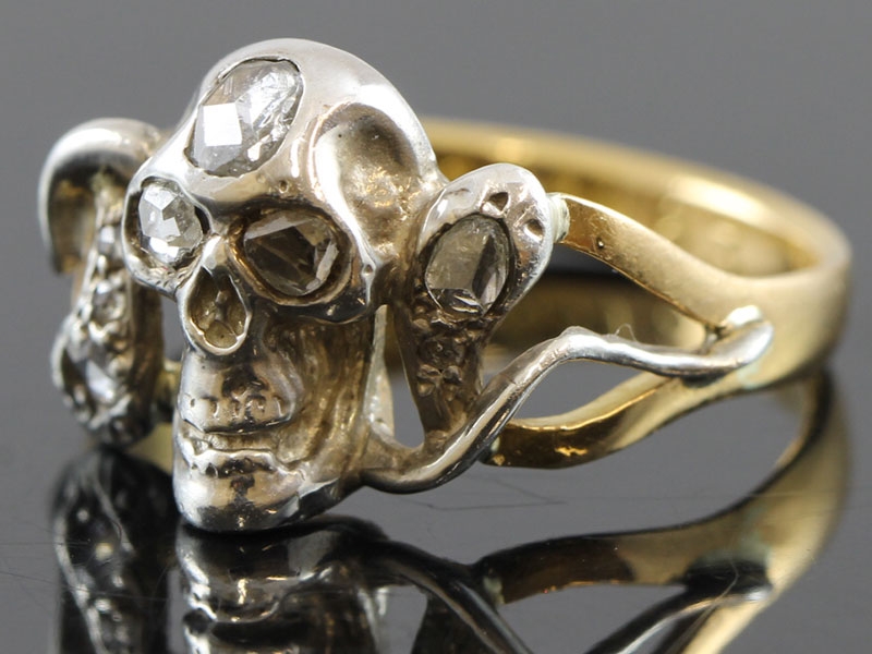 FABULOUS SKULL AND SERPENT GOLD/SILVER DIAMOND 22 CARAT GOLD RING