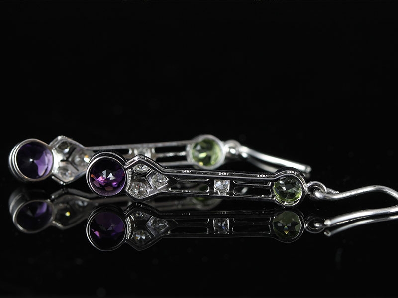 SOPHISTICATED ART DECO STYLE DIAMOND, PERIDOT, AMETHYST PLAINTUM AND 18 CARAT WHITE GOLD EARRINGS