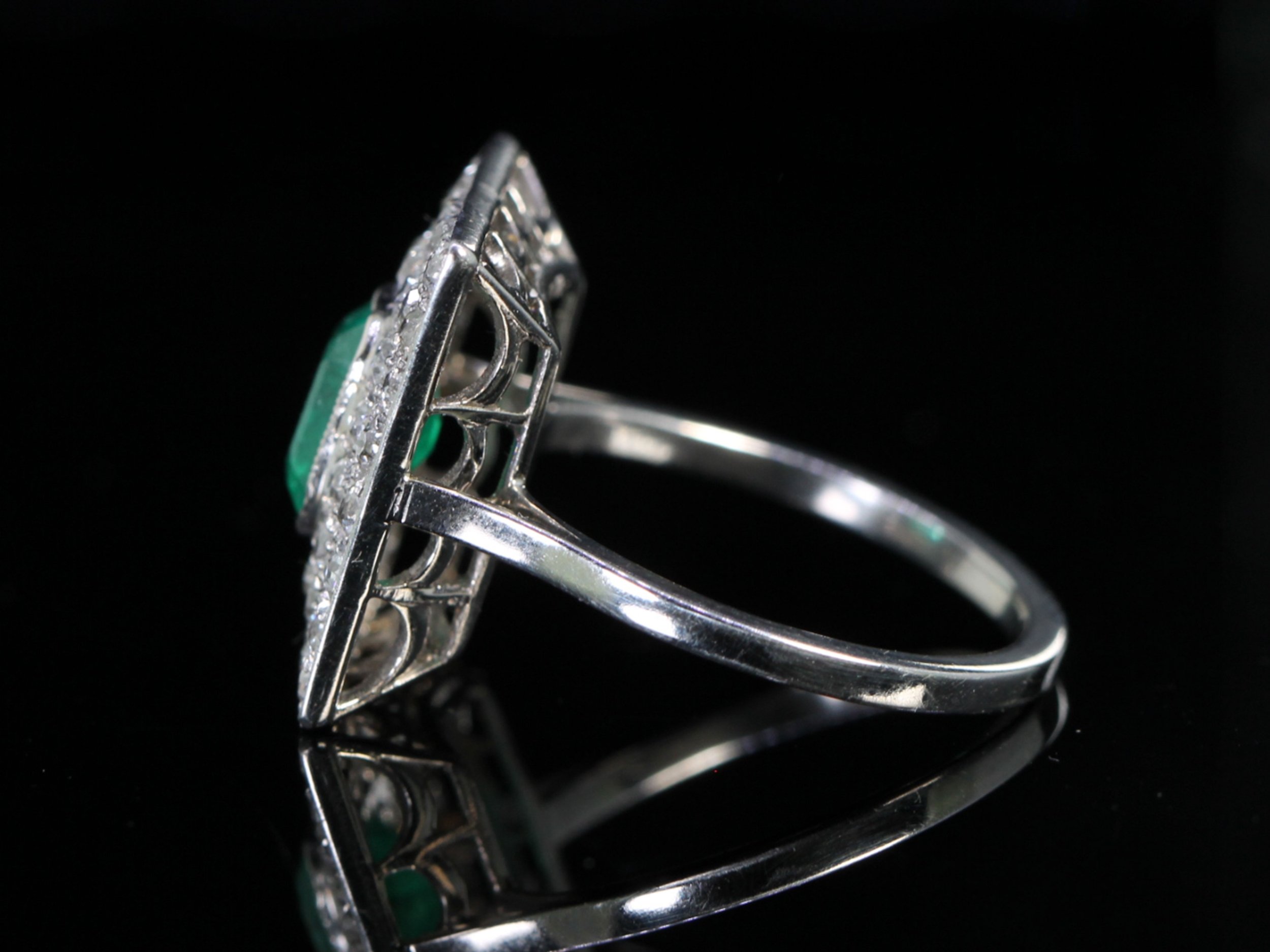 Art Deco Emerald and Diamond Platinum Ring
