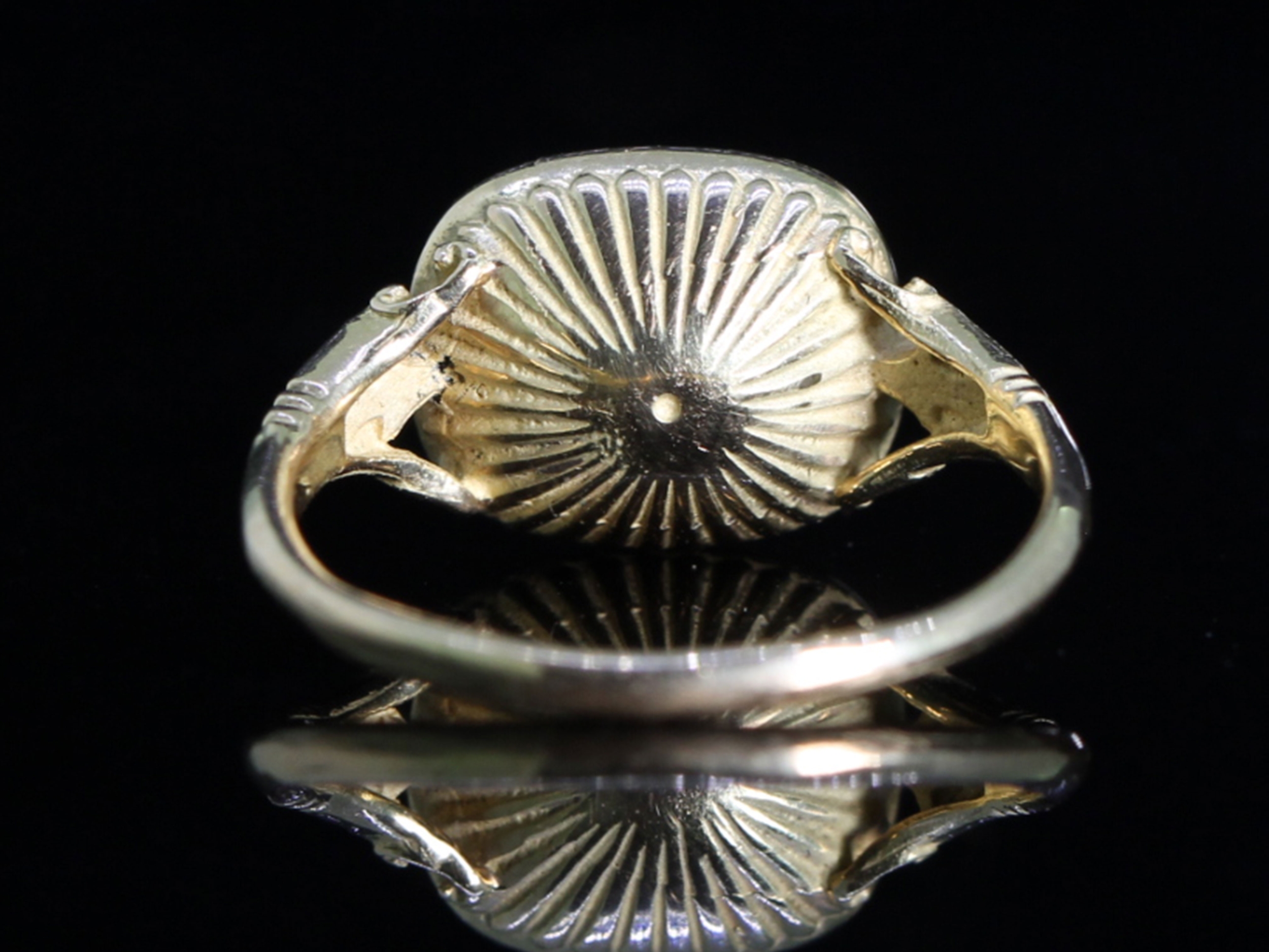 Edwardian Garnet 18ct Gold Ring