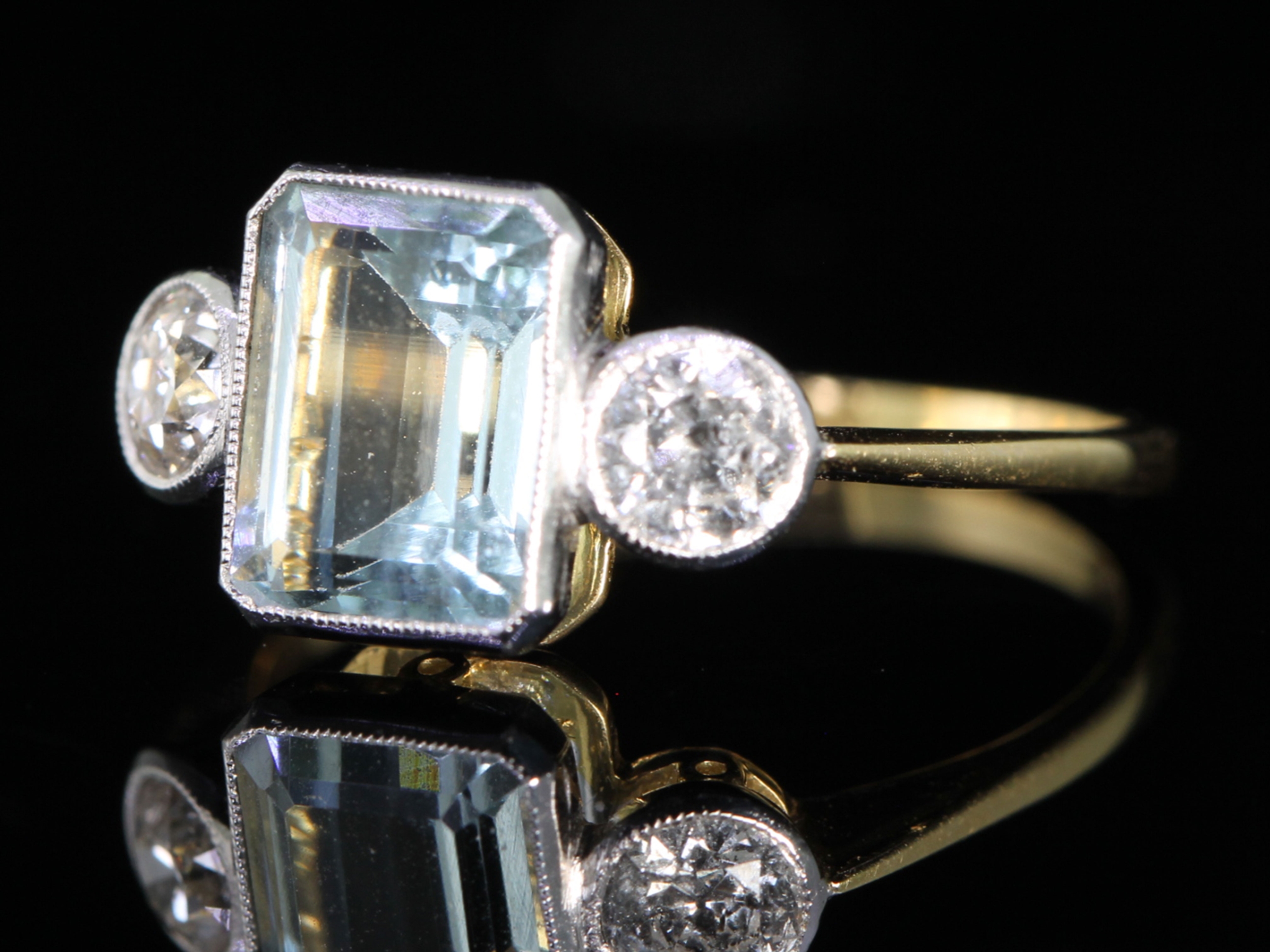 Art Deco Aquamarine and Diamond 18ct Gold Trilogy Ring