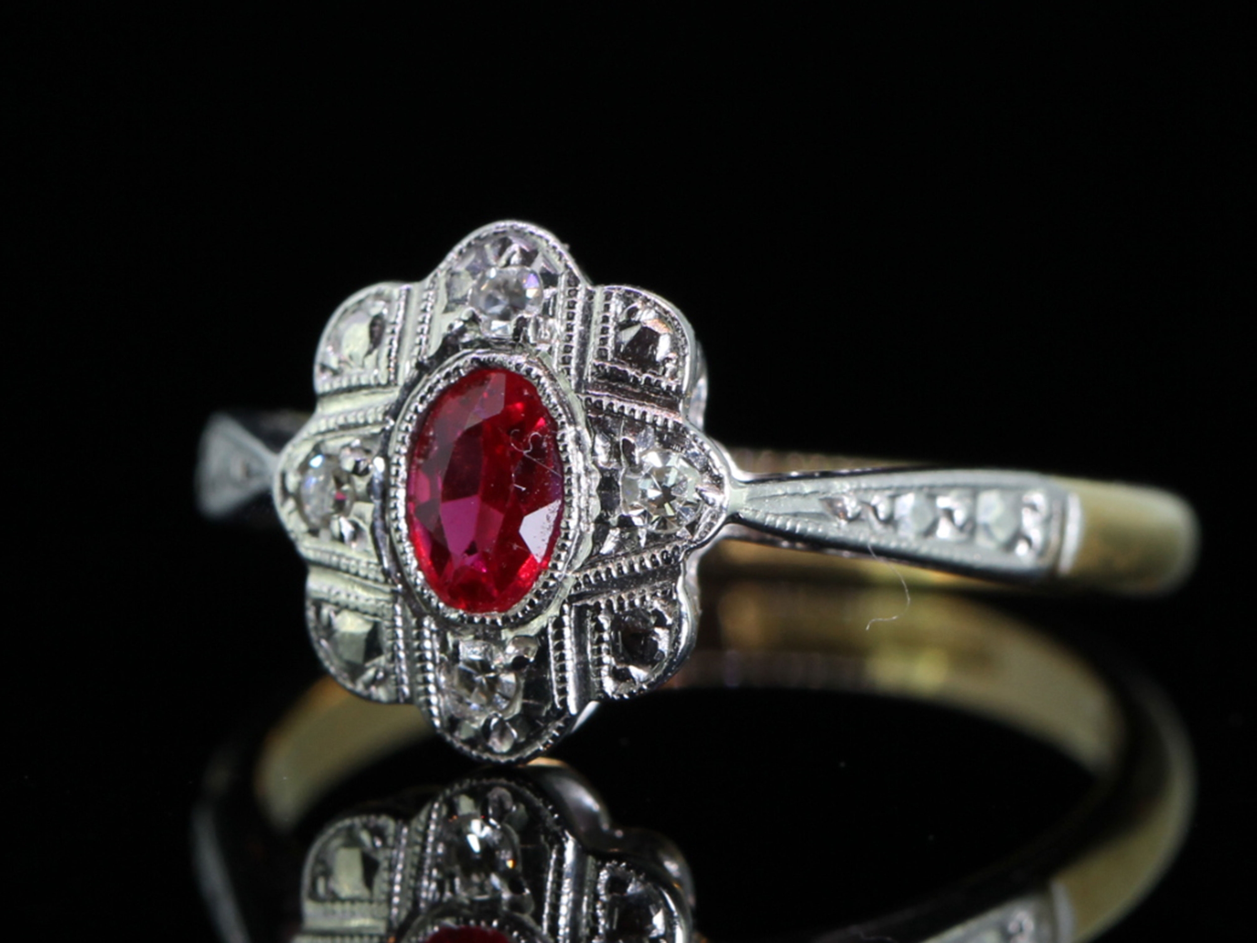 LOVELY ART DECO RUBY AND DIAMOND PLATINUM AND 18 CARAT GOLD RING
