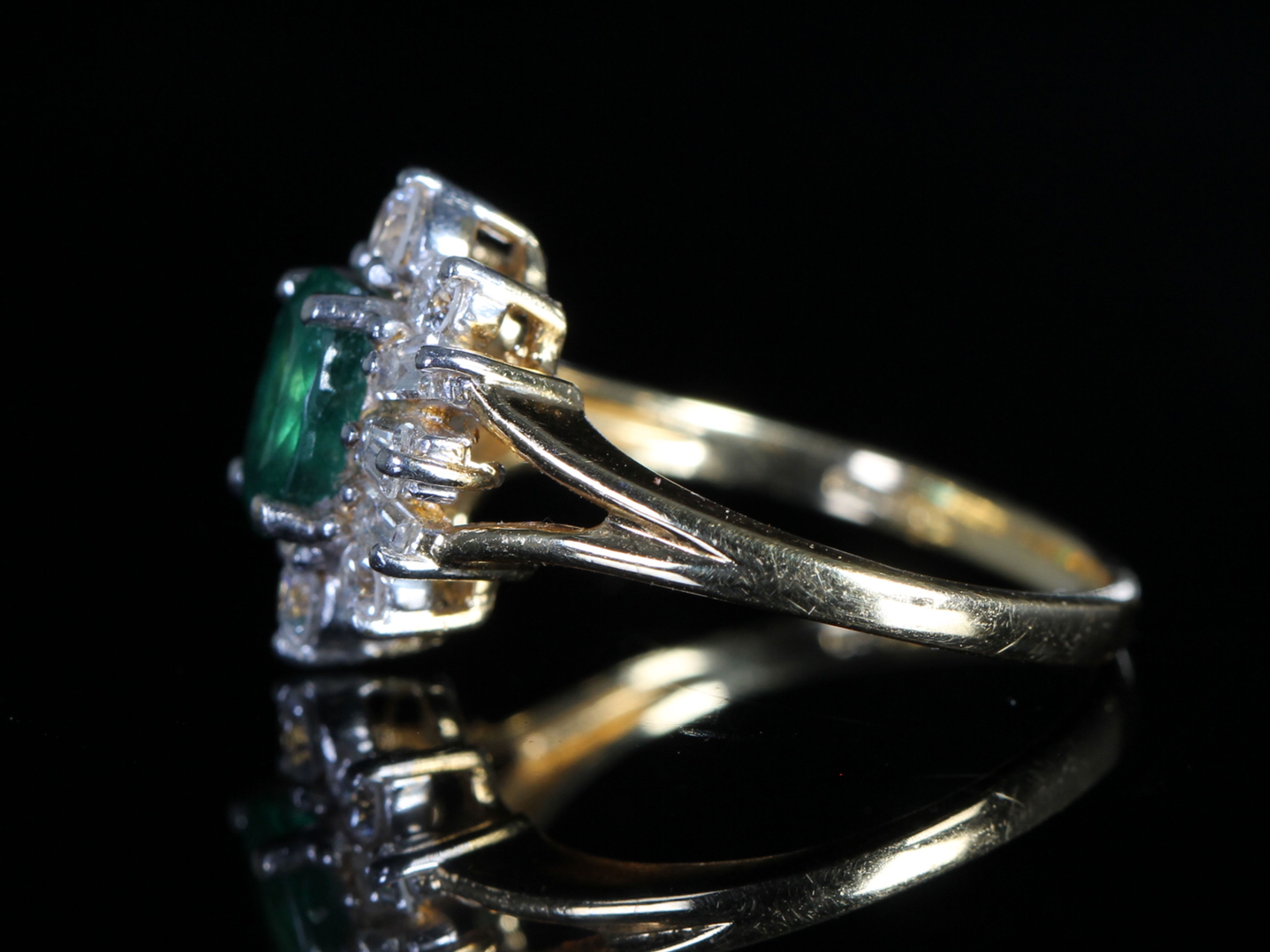 Vintage Emerald and Diamond 18ct Gold Cluster Ring