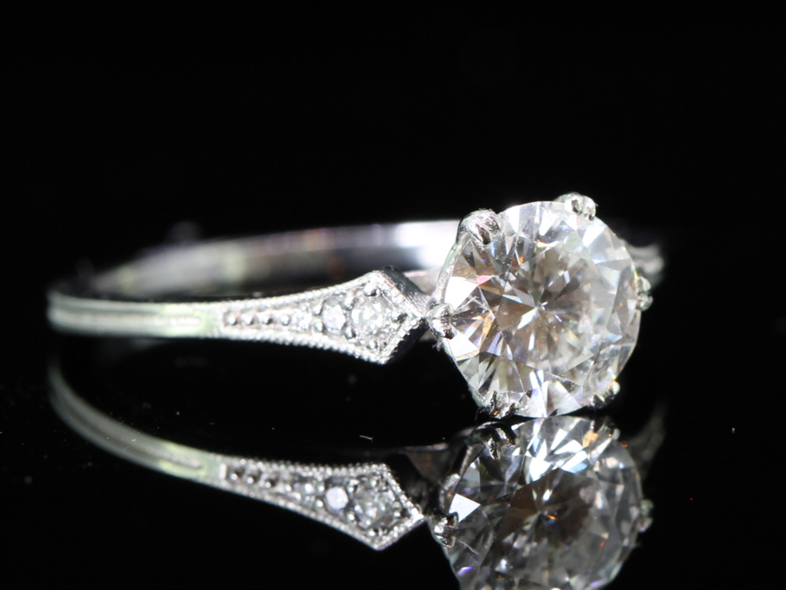 Elegant Art Deco Style Diamond Solitaire Platinum Ring