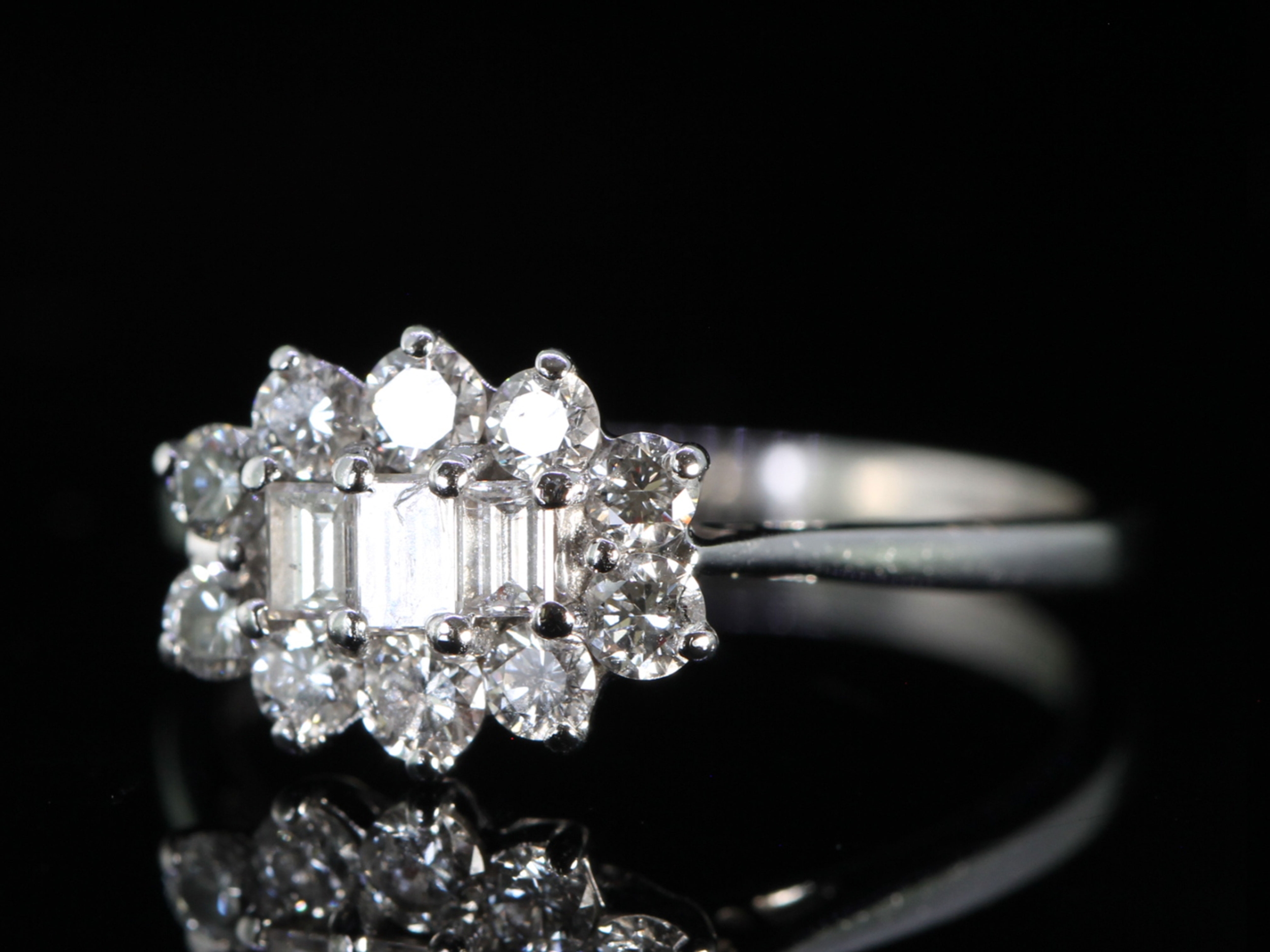 Vintage Mixed Cut Diamond Cluster 18ct Gold Ring