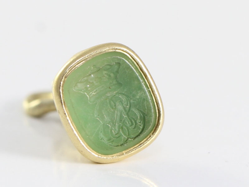  ATTRACTIVE EDWARDIAN HIGH CARAT GOLD FOB CHARM