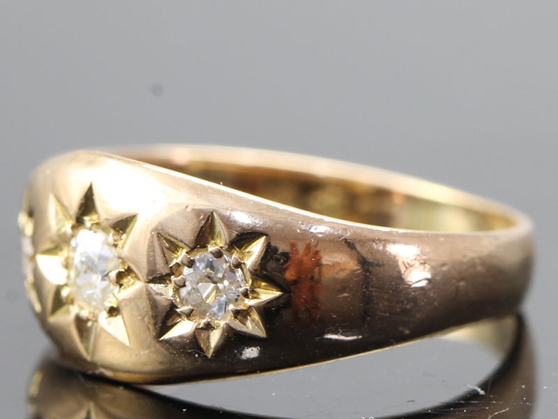 STUNNING DIAMOND GYPSY 15 CARAT GOLD RING