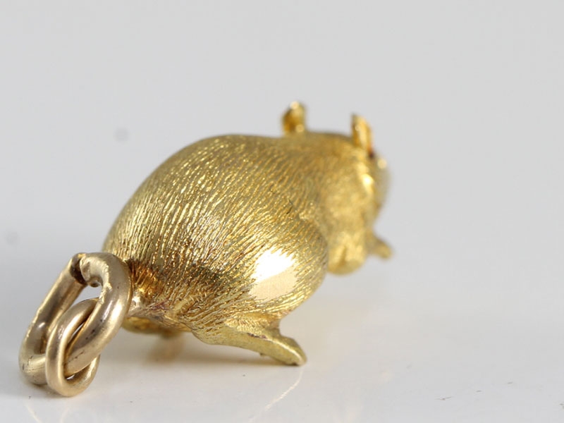 CUTE EDWARDIAN 9 CARAT GOLD MOUSE CHARM/PENDANT