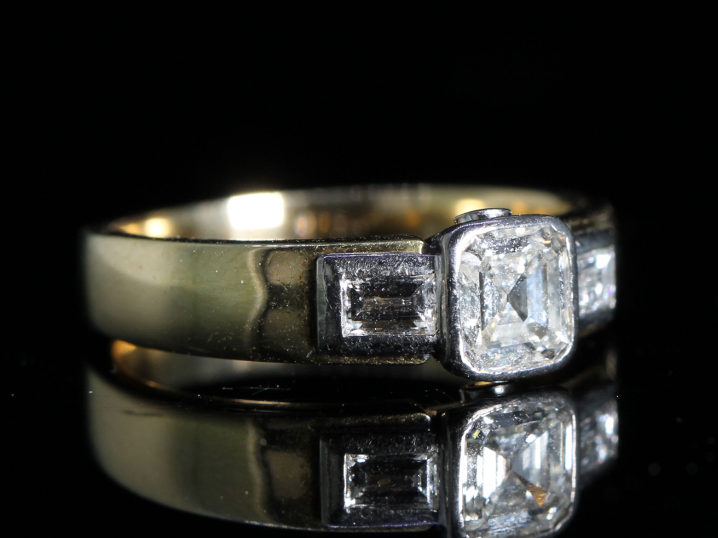  Vintage Princess and Baguette Diamond 18ct Gold Ring