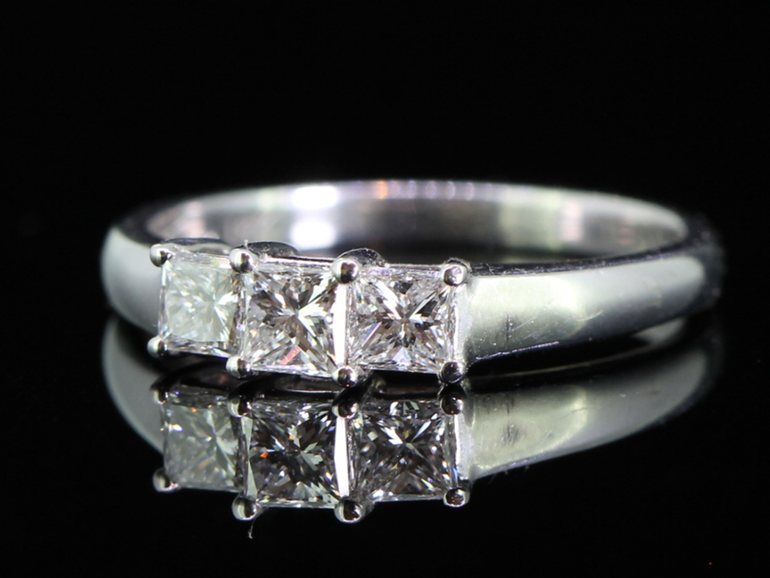 Stunning Princess Cut Diamond 18 Carat Gold Trilogy Ring