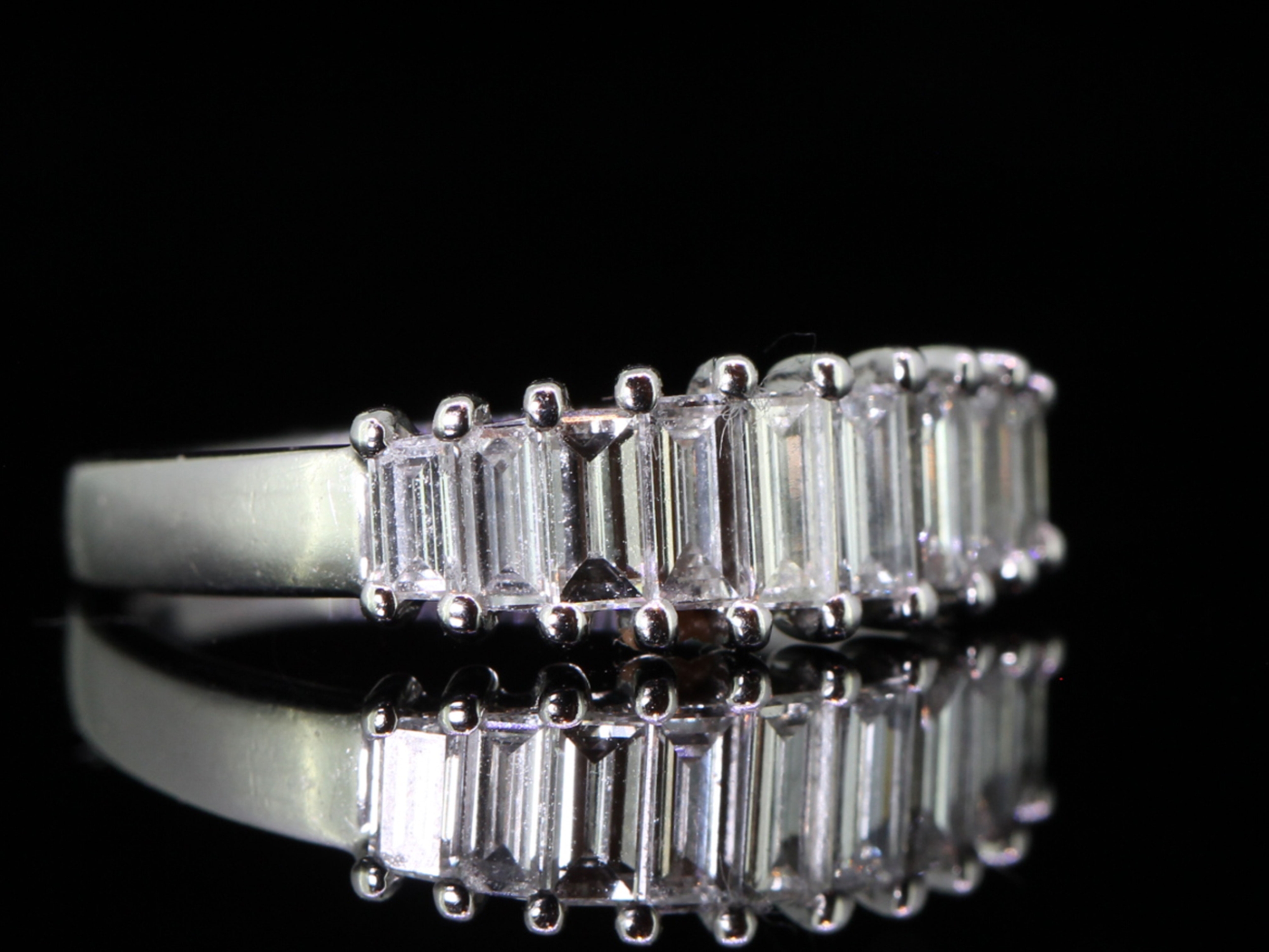 Simplistic Baguette Cut Diamond 18 Carat Gold Ring