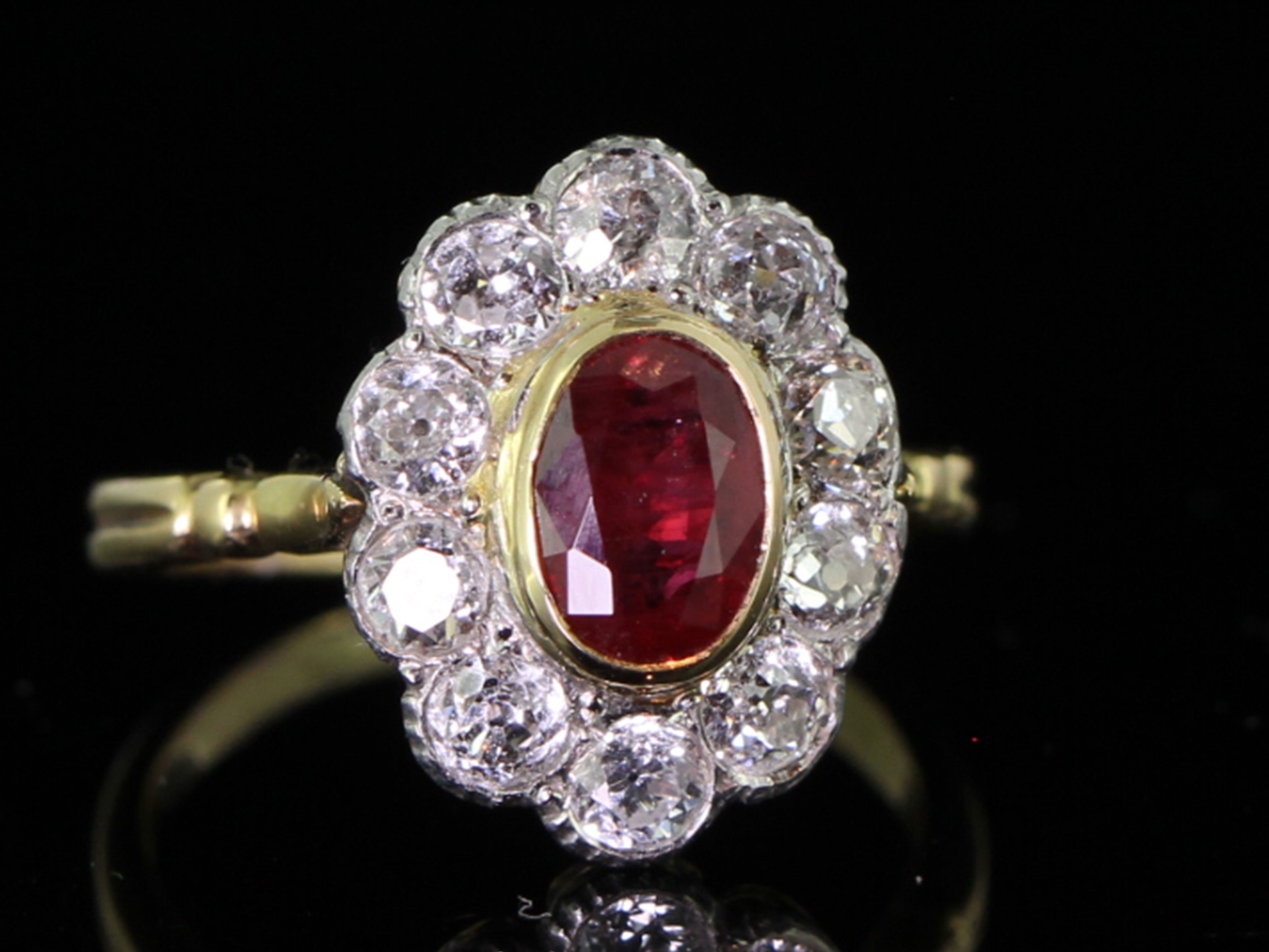  STUNNING RUBY AND DIAMOND 18 CARAT GOLD AND PLATINUM CLUSTER RING