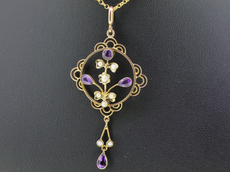 GORGEOUS EDWARDIAN AMETHYSTS AND PEARL 9 CARAT GOLD PENDANT 