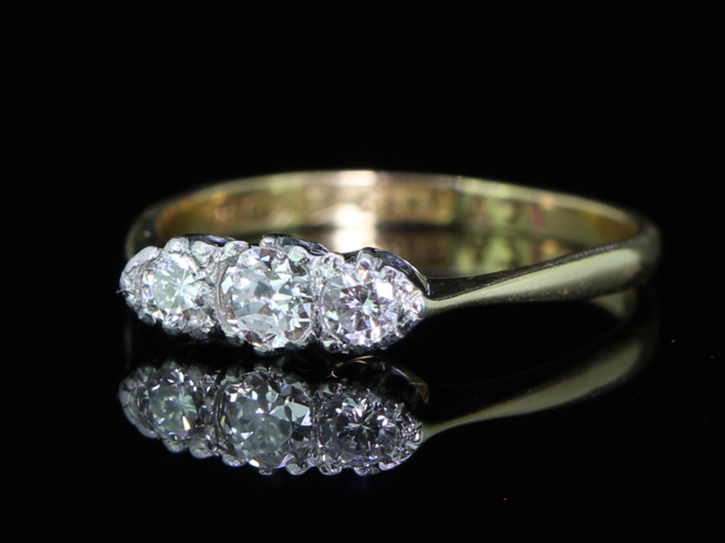 Pretty 1920s Diamond Trilogy Platinun and 18 carat Gold Ring