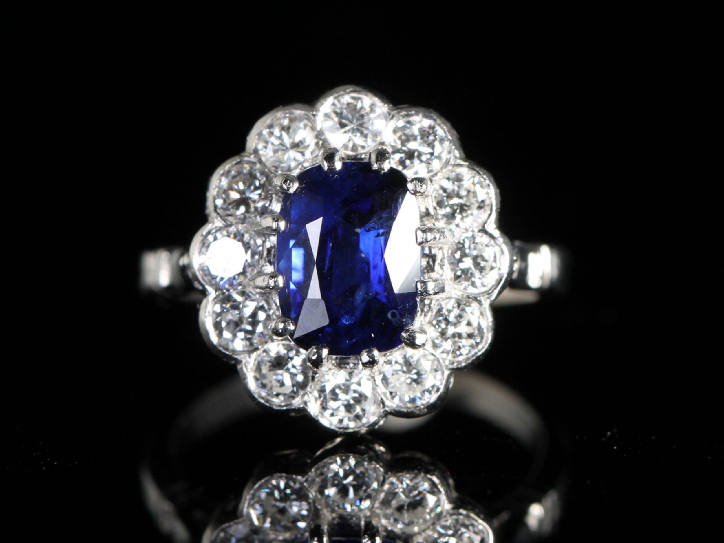 Art Deco Sapphire and Diamond Platinum Cluster Ring 