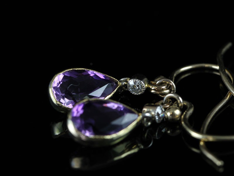 GEORGOUS EDWARDIAN 15 CARAT GOLD AMETHYST AND DIAMOND EARRINGS CIRCA 1900