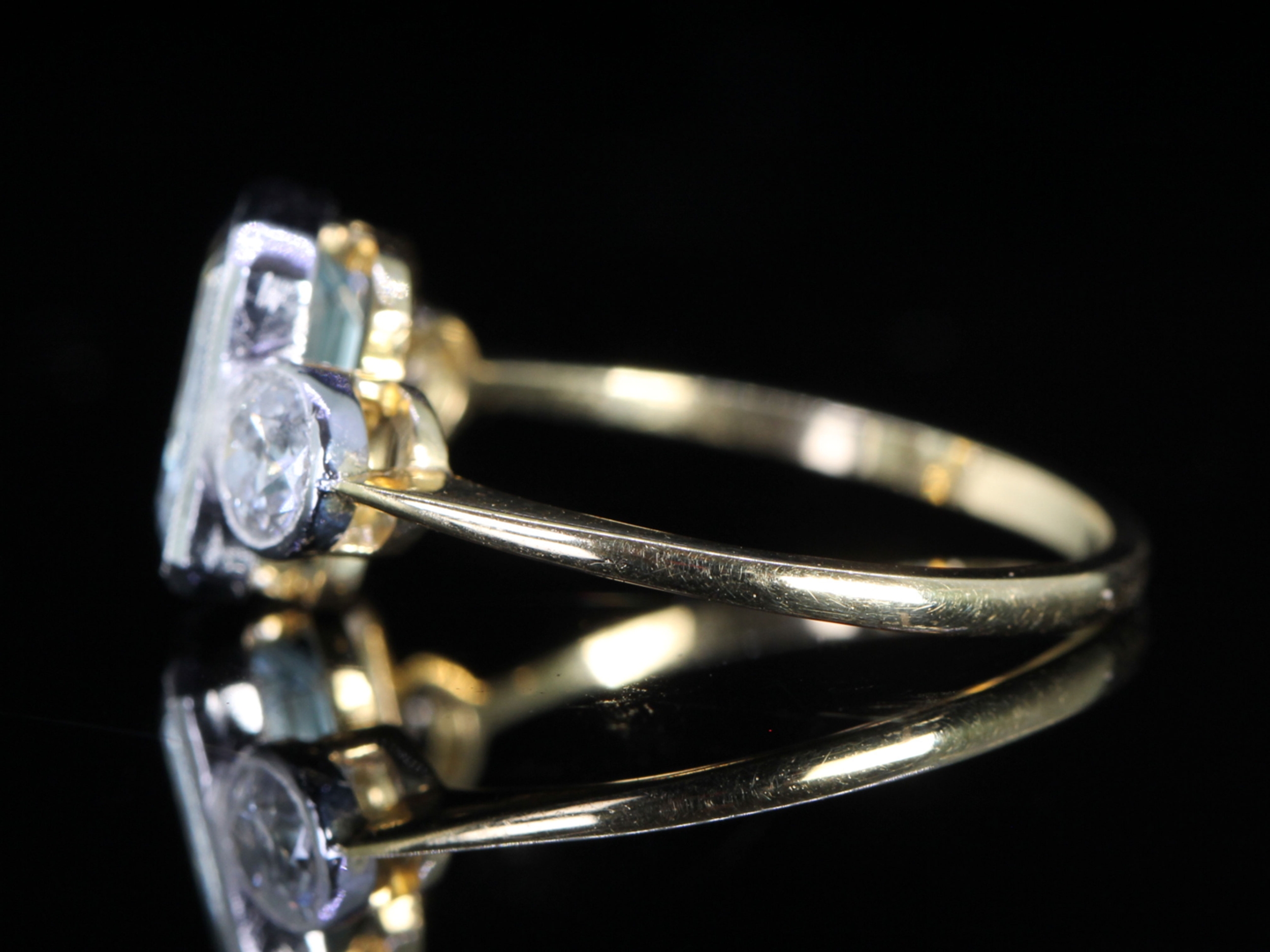 Art Deco Aquamarine and Diamond 18ct Gold Trilogy Ring