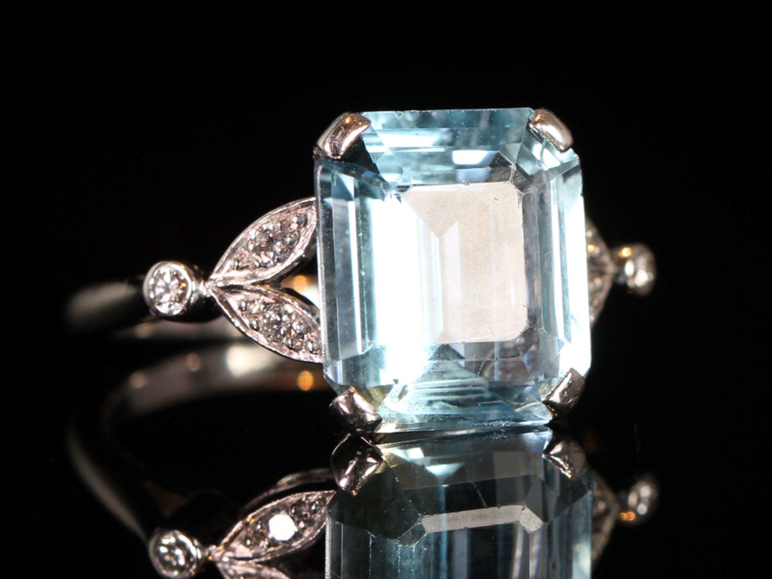 Vintage 5 Carat Aquamarine and Diamond 18ct Gold Ring