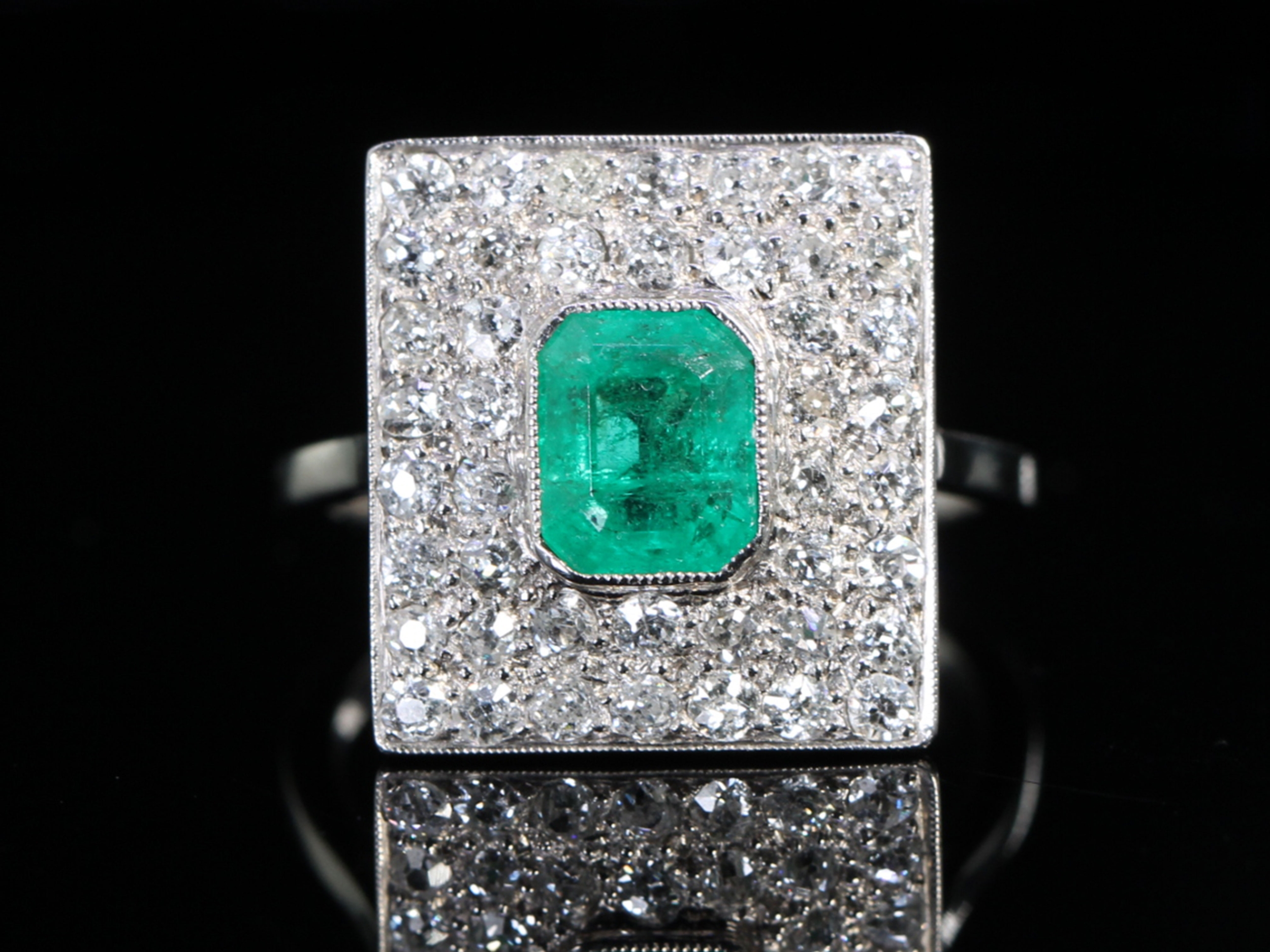Art Deco Emerald and Diamond Platinum Ring