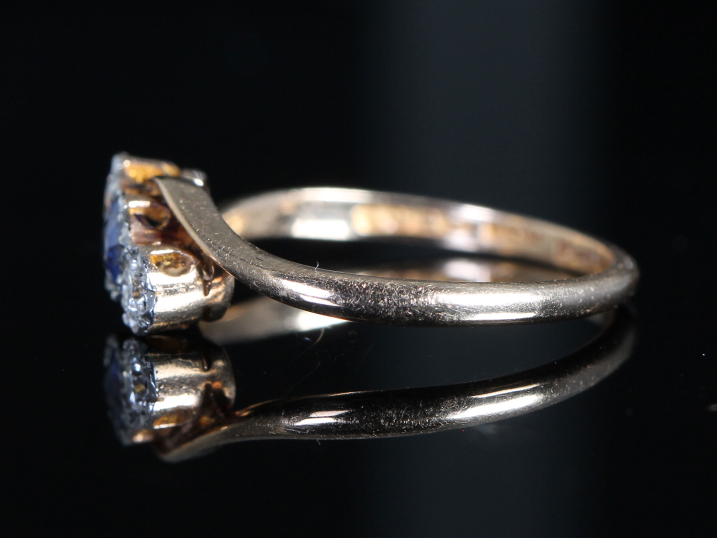 Art Deco Sapphire and Diamond 18ct Gold Three-Stone Crossover Ring