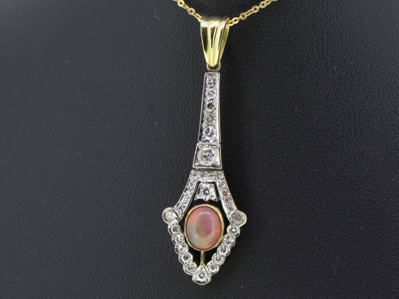 GORGEOUS OPAL AND DIAMOND 18 CARAT GOLD ART DECO INSPIRED PENDANT